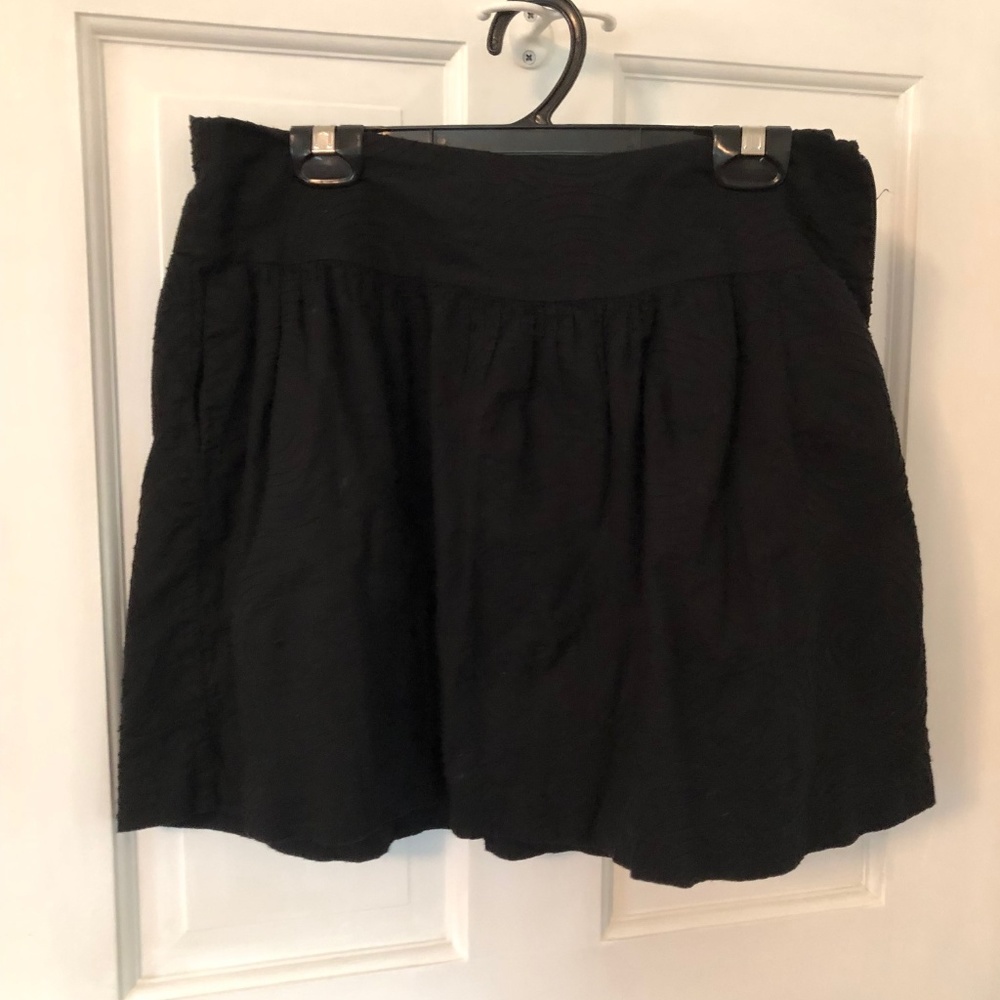 GAP flounce skirt